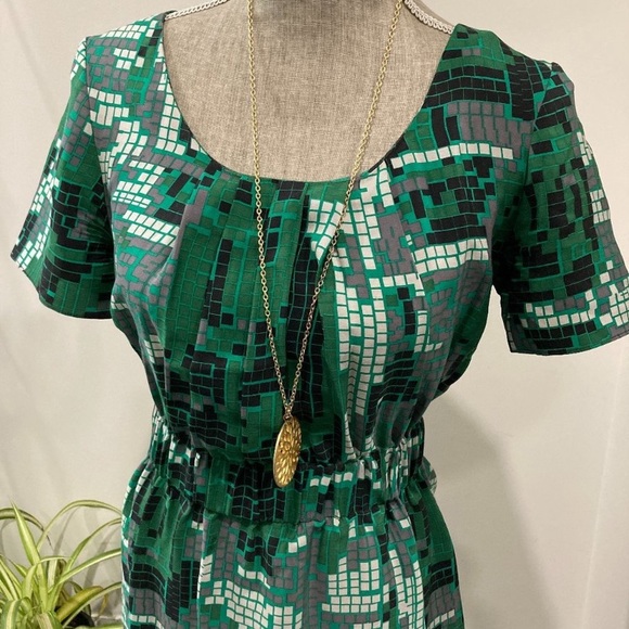 Green and Black, Short Sleeve, Midi Dress Small - Picture 4 of 5